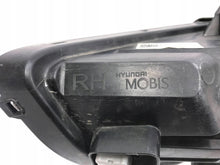 Laden Sie das Bild in den Galerie-Viewer, Frontscheinwerfer Hyundai I30 III 92102G4XXX G492122040 Rechts Headlight SCH6914585914xt