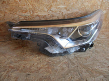 Laden Sie das Bild in den Galerie-Viewer, Frontscheinwerfer Toyota C-Hr 81170-F4031 LED Links Scheinwerfer Headlight SCH2149767173ug