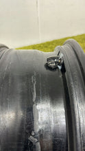 Load image into Gallery viewer, 1x Alufelge 17 Zoll 7.5" 5x112 37ET Glanz Schwarz RE75737 Audi Superb I FEL7516249751ng