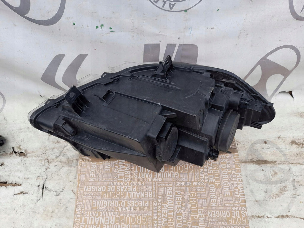 Frontscheinwerfer Mercedes-Benz Sprinter RKC14052 Vorderseite Headlight