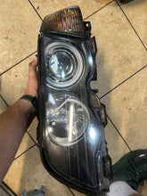 Load image into Gallery viewer, Frontscheinwerfer BMW E46 6910968 6910967 Xenon Ein Stück (Rechts oder Links) SCH8107237711hs