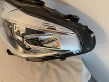 Laden Sie das Bild in den Galerie-Viewer, Frontscheinwerfer BMW X4 G02 8739647-03 Links Scheinwerfer Headlight SCH4107391484ce