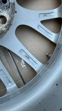 Load image into Gallery viewer, 1x Alufelge 17 Zoll 7.0" 5x120 6796205 BMW 1 F21 F20 Rim Wheel FEL5485714399tu