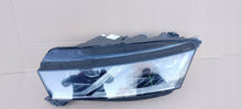 Laden Sie das Bild in den Galerie-Viewer, Frontscheinwerfer Skoda Octavia IV 5E4941016B Links Scheinwerfer Headlight SCH7324443416hc