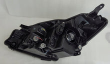 Load image into Gallery viewer, Frontscheinwerfer Toyota Yaris Rechts Scheinwerfer Headlight