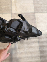 Laden Sie das Bild in den Galerie-Viewer, Frontscheinwerfer Opel Astra K 39077800 Links Scheinwerfer Headlight SCH9997271073cf