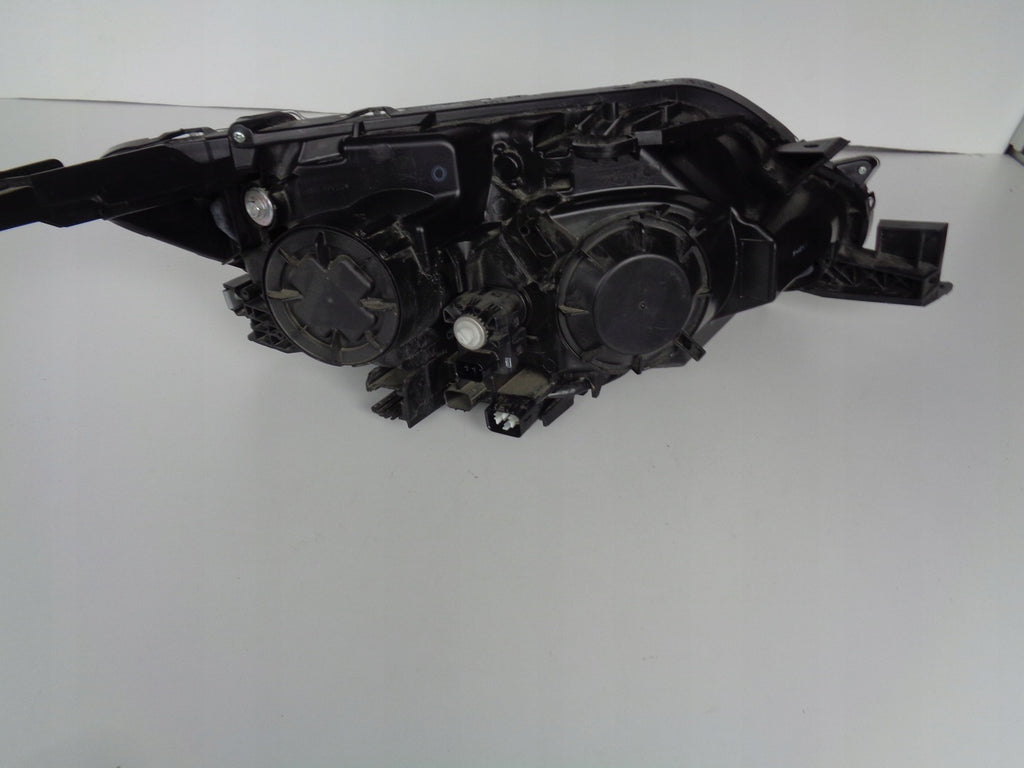 Frontscheinwerfer Mitsubishi L200 8301D377 Links Scheinwerfer Headlight