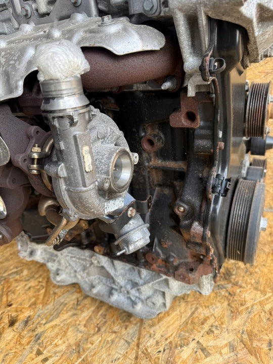 Motor Renault Master III M9TB870 2.3 Engine Unkomplett MOT9615409484zn