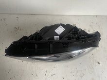 Laden Sie das Bild in den Galerie-Viewer, Frontscheinwerfer Mercedes-Benz W247 A2479064104 LED Links Headlight SCH3141337770ip