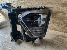 Load image into Gallery viewer, Frontscheinwerfer Hyundai Kona 92102BE100 Full LED Ein Stück (Rechts oder Links) SCH4362502665ex