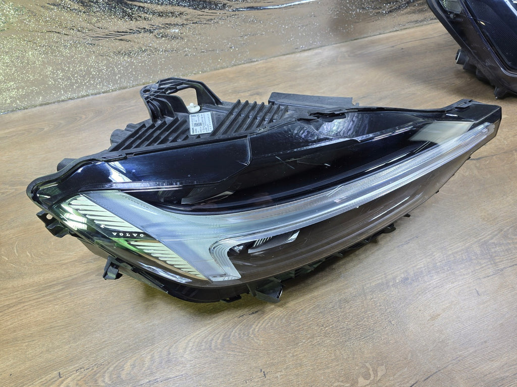Frontscheinwerfer Volvo Xc60 32338985 LED Rechts Scheinwerfer Headlight SCH9481096741jc