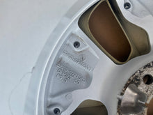 Load image into Gallery viewer, 1x Alufelge 16 Zoll 6.5&quot; 5x114.3 Glanz 52910-G7200 Hyundai Ioniq Rim Wheel