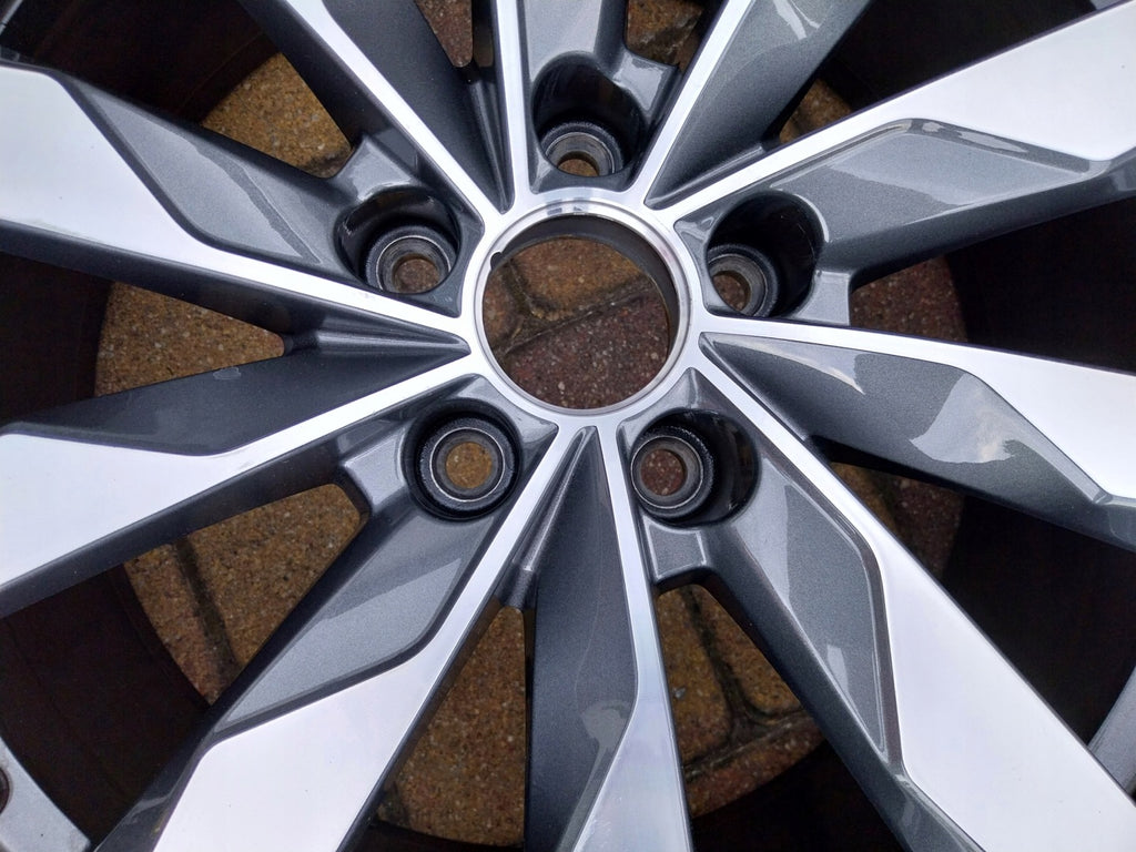 1x Alufelge 18 Zoll 8.0" 5x112 40ET Glanz Silber 8W0601025FJ Audi A4 Rim Wheel FEL2320467022ye