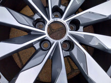 Load image into Gallery viewer, 1x Alufelge 18 Zoll 8.0" 5x112 40ET Glanz Silber 8W0601025FJ Audi A4 Rim Wheel FEL2320467022ye