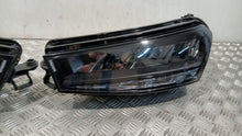 Load image into Gallery viewer, Frontscheinwerfer Skoda Fabia IV 6VB941015 6VB941016 LED Ein Satz Headlight SCH2041078596uw