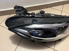 Laden Sie das Bild in den Galerie-Viewer, Frontscheinwerfer Mercedes-Benz Cls A2579068400 Rechts Scheinwerfer Headlight