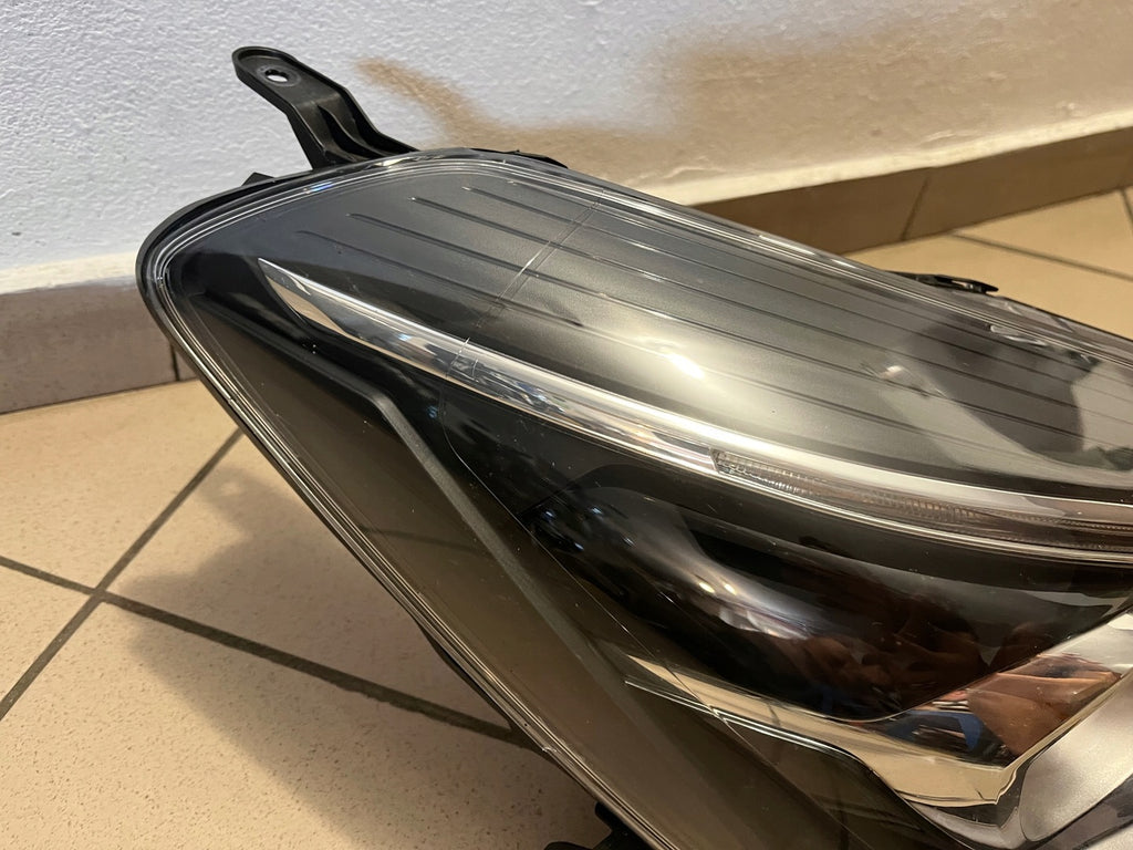 Frontscheinwerfer Toyota Yaris LED Rechts Scheinwerfer Headlight