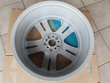 Laden Sie das Bild in den Galerie-Viewer, 1x Alufelge 20 Zoll 8.5" 5x112 60ET Glanz Silber A2514014002 Mercedes-Benz W251 FEL9182706332lx