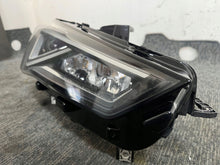 Laden Sie das Bild in den Galerie-Viewer, Frontscheinwerfer Seat Leon 5FB941008F Rechts Scheinwerfer Headlight SCH2236116358zz