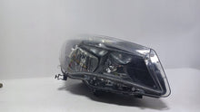 Laden Sie das Bild in den Galerie-Viewer, Frontscheinwerfer Mercedes-Benz Cla C117 A1178200661 FALSE Headlight SCH2828741910qr