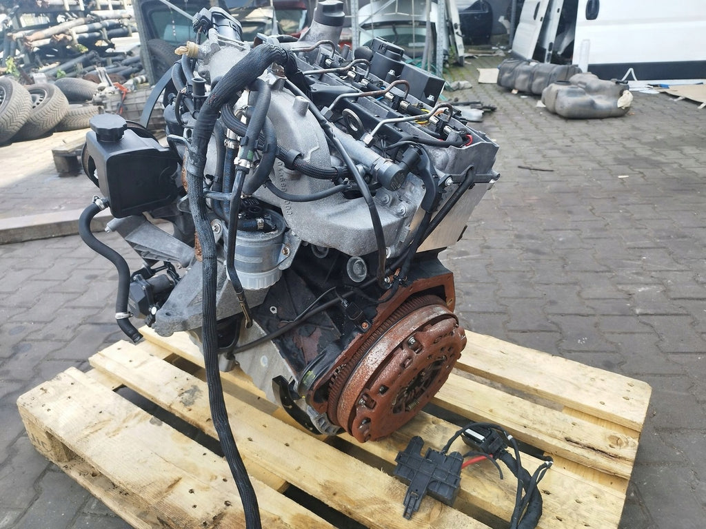 Motor Mercedes-Benz Sprinter 906 A646.985 2.2 CDI 180TKm Diesel Engine Komplett