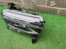 Laden Sie das Bild in den Galerie-Viewer, Frontscheinwerfer Jeep 52218715 Rechts Scheinwerfer Headlight SCH4727078846pl