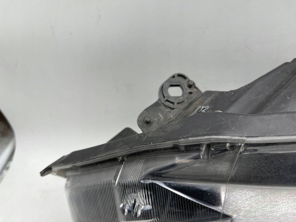 Frontscheinwerfer Honda Hrv Hr-V 10018205 Links Scheinwerfer Headlight SCH8906493658cn