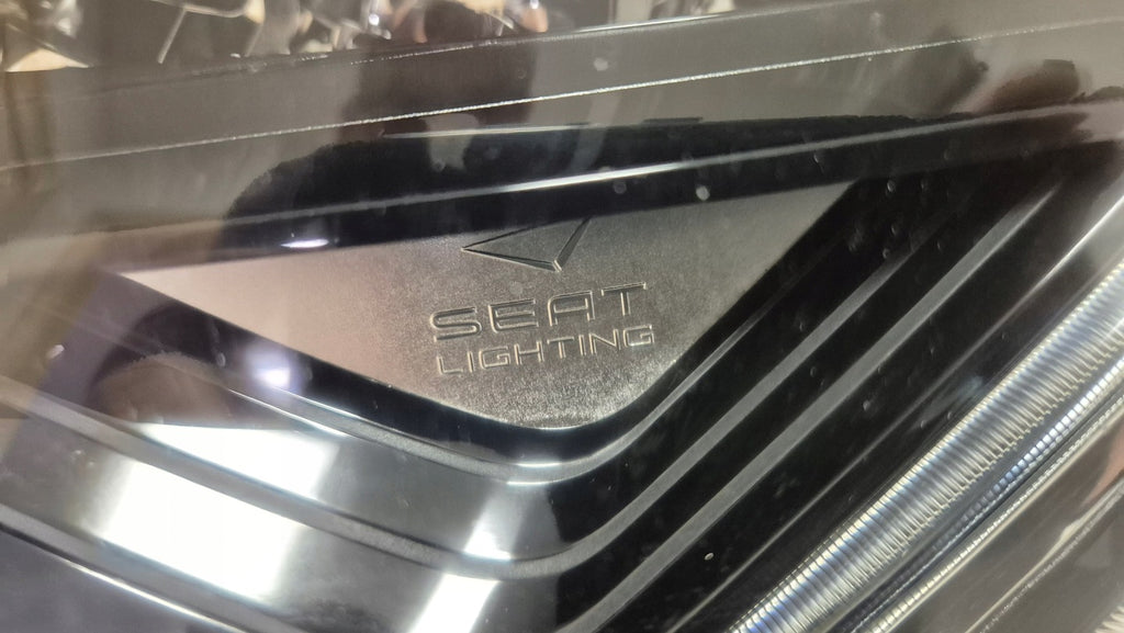 Frontscheinwerfer Seat Leon 5F1941007 LED Ein Stück (Rechts oder Links)