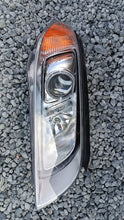 Laden Sie das Bild in den Galerie-Viewer, Frontscheinwerfer Volvo V70 S80 31353533 Rechts Scheinwerfer Headlight SCH2108340460xv