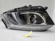 Laden Sie das Bild in den Galerie-Viewer, Frontscheinwerfer Mercedes-Benz W176 A1768201261KZ LED Rechts Headlight SCH6735687147ca
