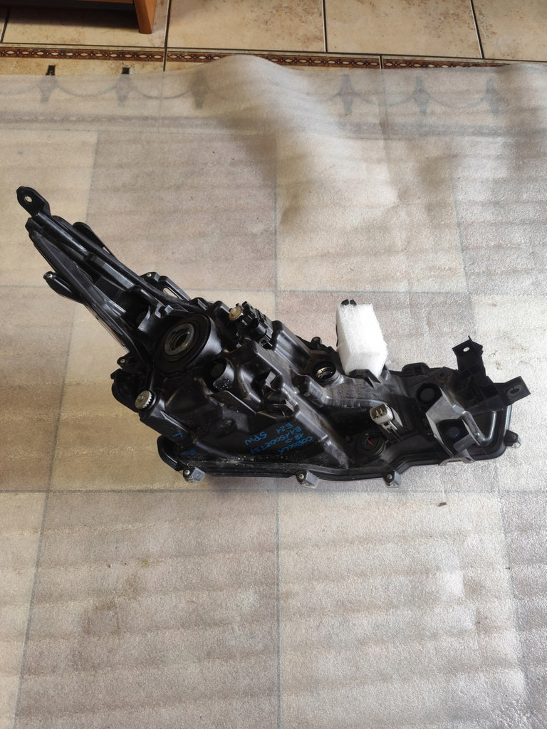 Frontscheinwerfer Toyota Corolla 8115002T31 Links Scheinwerfer Headlight SCH3861099658ud