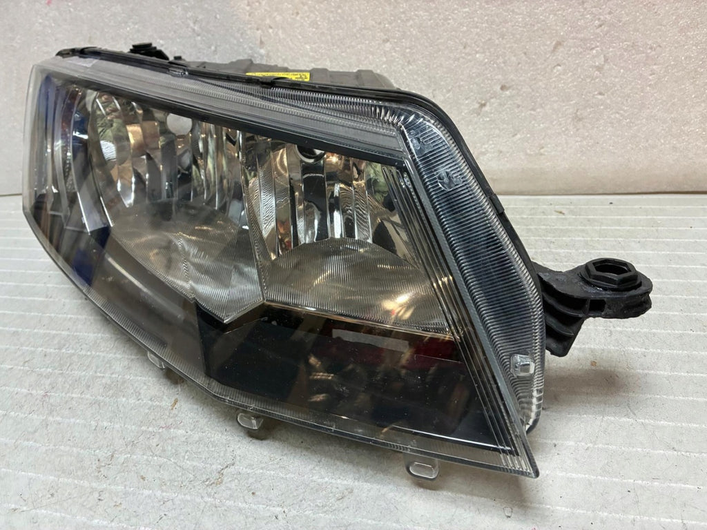 Frontscheinwerfer Skoda Octavia III 5E1941016 Rechts Scheinwerfer Headlight SCH2753683523lc