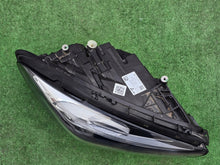 Laden Sie das Bild in den Galerie-Viewer, Frontscheinwerfer Mercedes-Benz W247 A2479065207 Rechts Scheinwerfer Headlight SCH4275175439wc