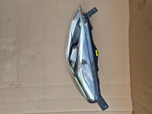 Laden Sie das Bild in den Galerie-Viewer, Frontscheinwerfer Ford Fiesta VII H1BB-13W030-CD LED Links Headlight SCH2810459967st