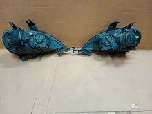 Laden Sie das Bild in den Galerie-Viewer, Frontscheinwerfer Mercedes-Benz W163 1638200749 Ein Stück (Rechts oder Links)
