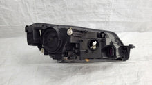 Laden Sie das Bild in den Galerie-Viewer, Frontscheinwerfer Skoda Superb III 3V1941015B Xenon Links Scheinwerfer Headlight