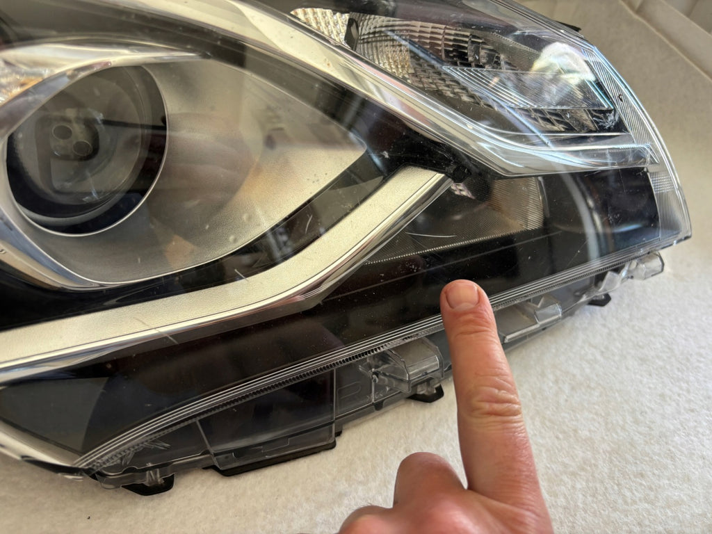 Frontscheinwerfer Toyota Yaris 17-0D-199 Rechts Scheinwerfer Headlight SCH1899934447us