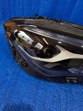 Laden Sie das Bild in den Galerie-Viewer, Frontscheinwerfer Mercedes-Benz Cla A1189060801 Rechts Scheinwerfer Headlight SCH3396157850dj