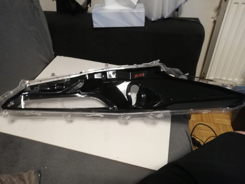 Frontscheinwerfer Toyota Corolla Full LED Ein Stück (Rechts oder Links)