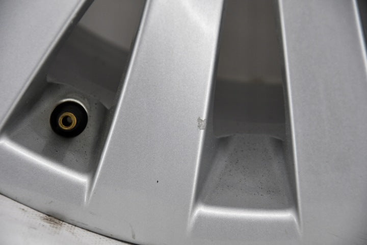1x Alufelge 18 Zoll 8.0" 5x120 30ET Glanz Silber 6775777 BMW 1 Rim Wheel FEL5682138207id