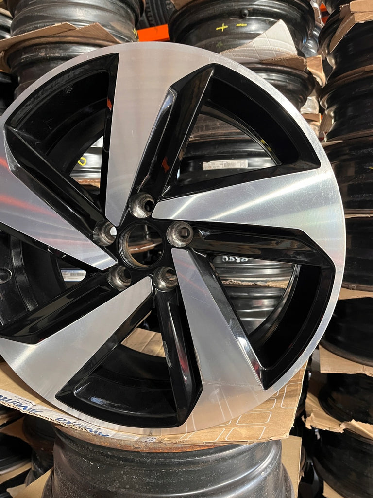 1x Alufelge 17 Zoll 7.5" 5x112 51ET Glanz Schwarz 2G0601025AB VW I Rim Wheel FEL7981545470uf