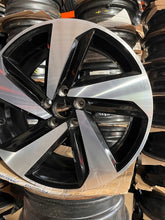Laden Sie das Bild in den Galerie-Viewer, 1x Alufelge 17 Zoll 7.5" 5x112 51ET Glanz Schwarz 2G0601025AB VW I Rim Wheel FEL7981545470uf