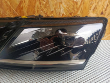 Laden Sie das Bild in den Galerie-Viewer, Frontscheinwerfer Skoda III 5E1941015F Bi-Xenon Links Scheinwerfer Headlight SCH2759191391fl