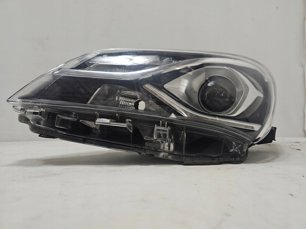 Frontscheinwerfer Toyota Yaris Links Scheinwerfer Headlight