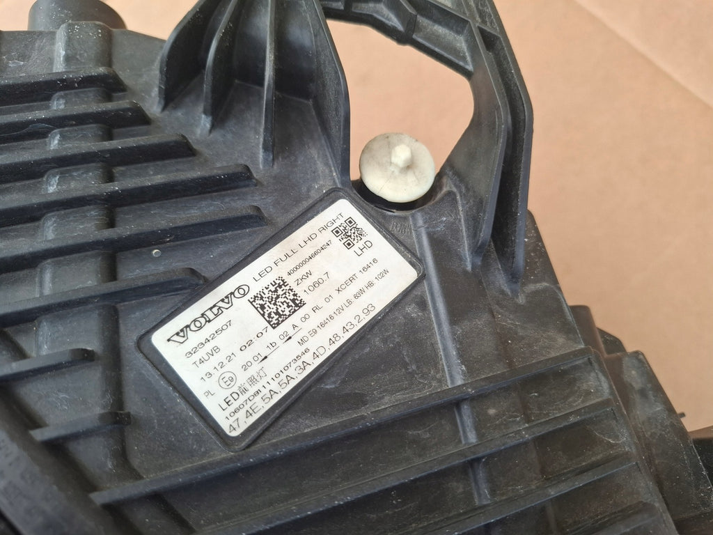 Frontscheinwerfer Volvo Xc60 II 32342507 Rechts Scheinwerfer Headlight SCH7869390778kv