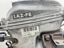 Laden Sie das Bild in den Galerie-Viewer, Motor Toyota III 1AZ-FE 2.0 148PS 2009 Benzin Engine Unkomplett
