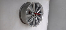 Laden Sie das Bild in den Galerie-Viewer, 1x Alufelge 17 Zoll 7.0" 5x112 40ET Glanz Silber 3G0601025D VW Passat B8 FEL5762210683ao