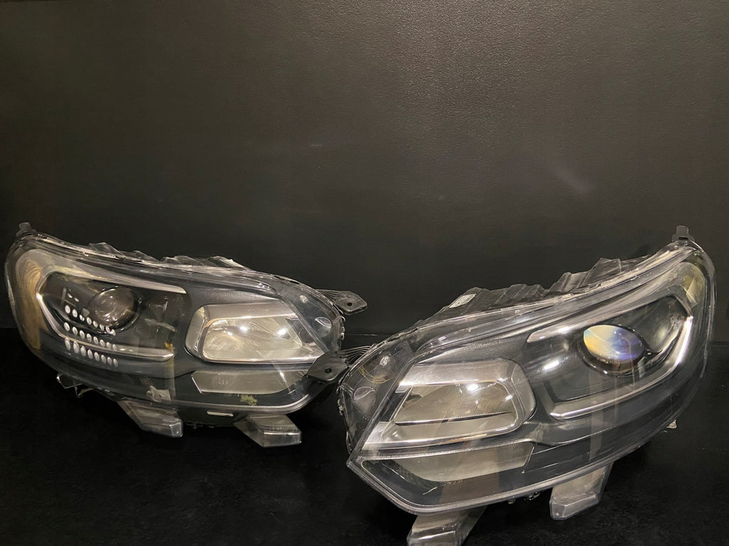 Frontscheinwerfer Citroën Jumpy Ein Stück (Rechts oder Links) Headlight SCH7063166656cn