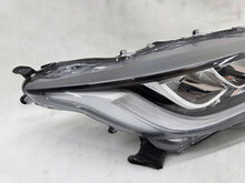 Laden Sie das Bild in den Galerie-Viewer, Frontscheinwerfer Toyota 4 Yaris K0-8EU Full LED Rechts Scheinwerfer Headlight