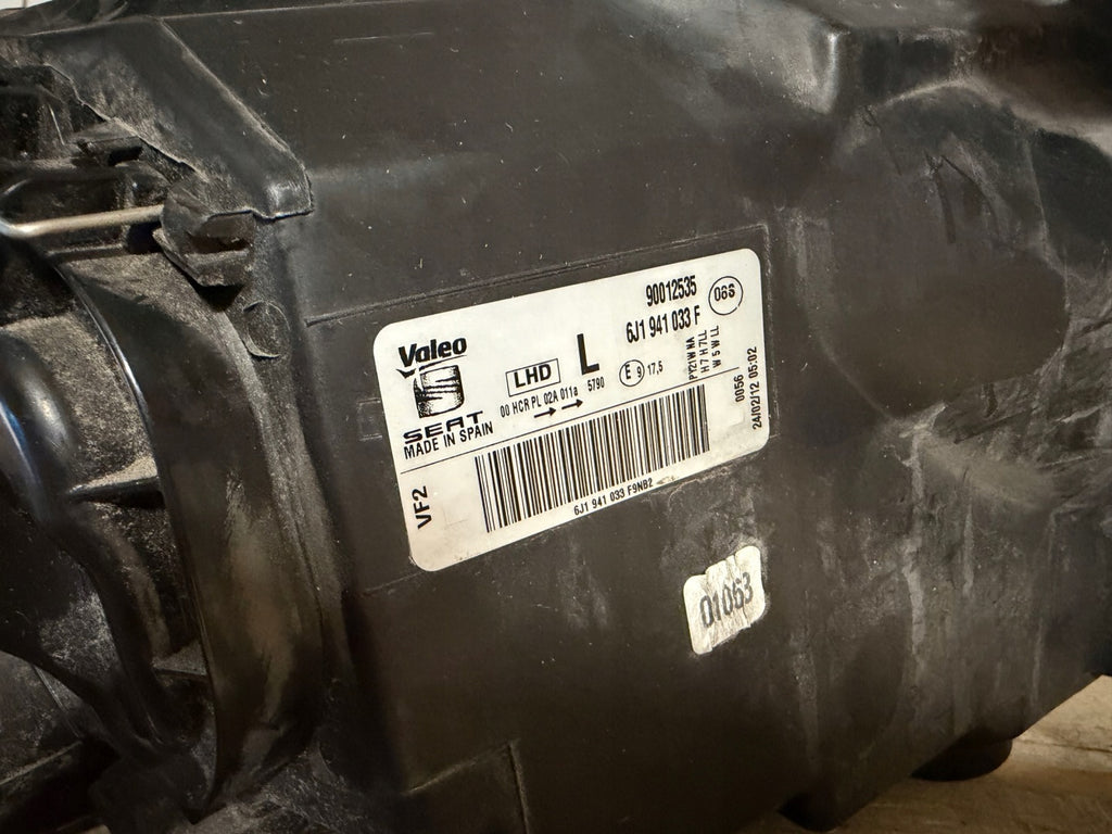 Frontscheinwerfer Seat Ibiza I 90012535 Links Scheinwerfer Headlight SCH2394385785tl